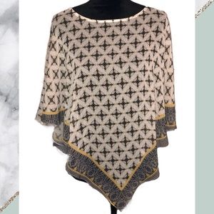 Live And Let Live White Shawl With Pattern